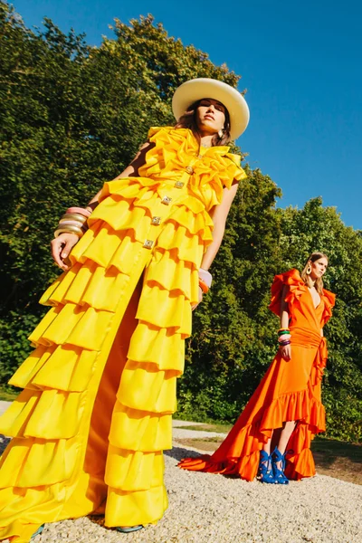 Look 35